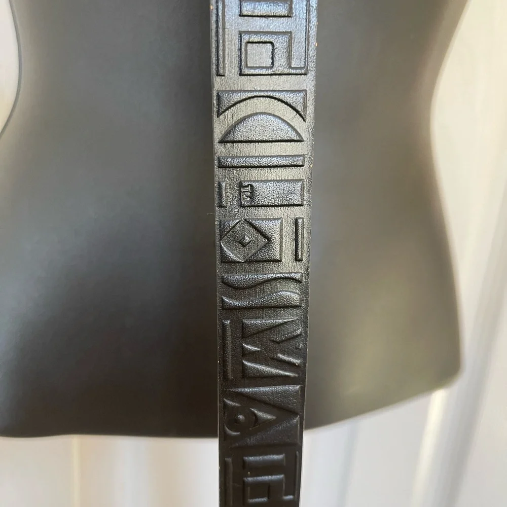 VINTAGE SWATCH Black leather belt, Women’s small - 29-37